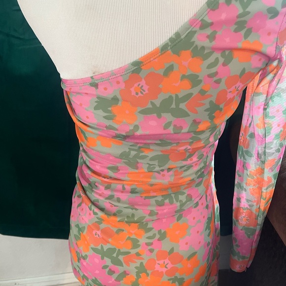 Flowery Dress - Picture 2 of 3